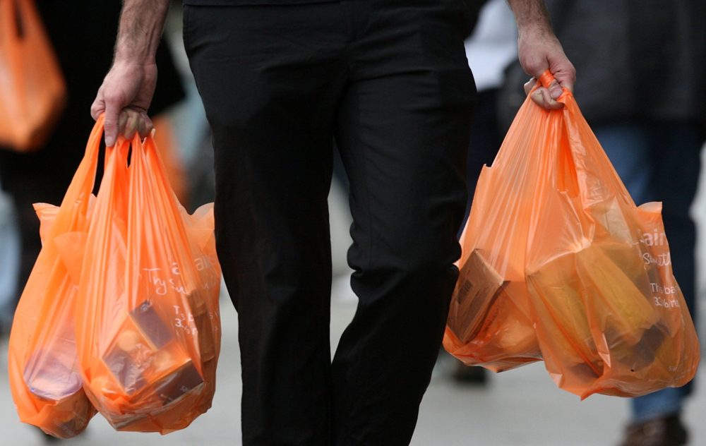 Recent poll finds most British Columbians support bans on single-use plastics