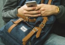 ‘If it’s slick, don’t click’: Nanaimo RCMP warn residents of seasonal text scams