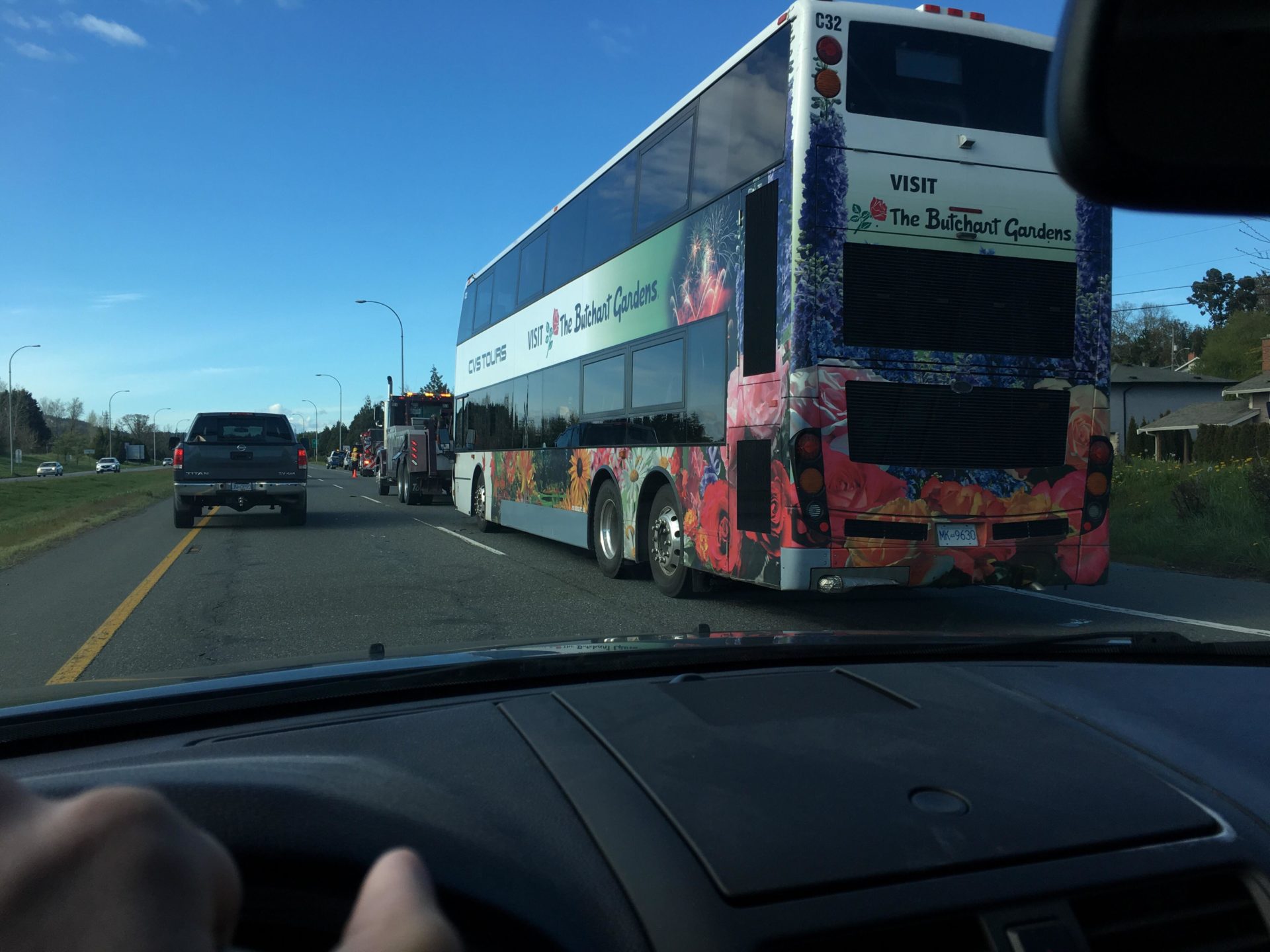Major traffic delays caused by vehicle collision on Pat Bay Highway