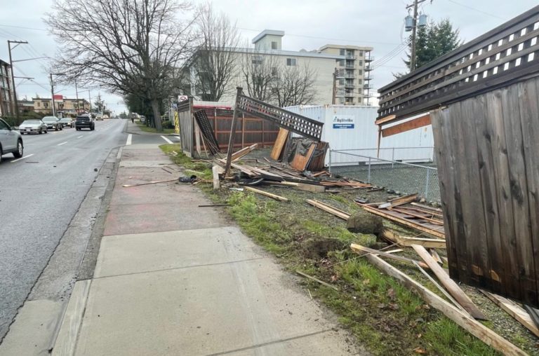 Suspect crashes vehicle through fence in Nanaimo after fleeing police
