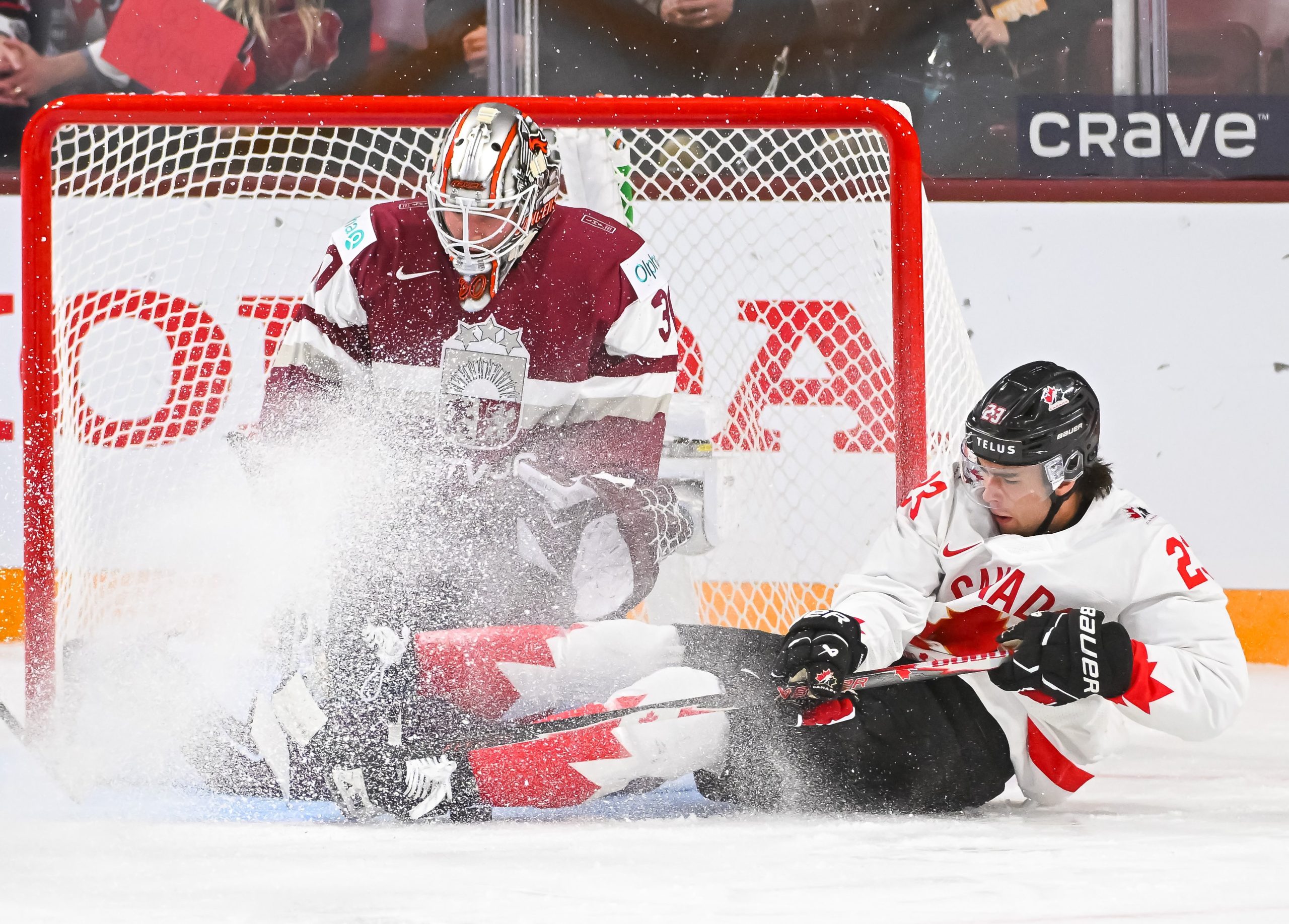 Reschny opens scoring as Canada edges Latvia in overtime at World Juniors