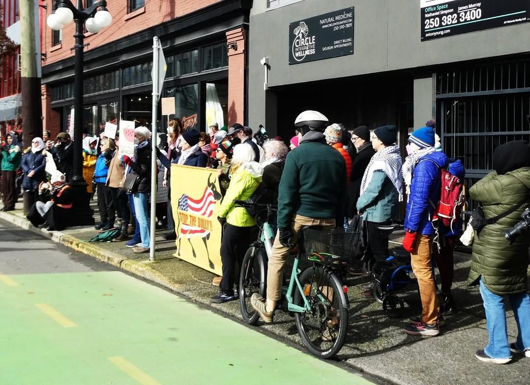 Activists call on Victoria MP to end unregulated flow of Canadian guns to conflict zones