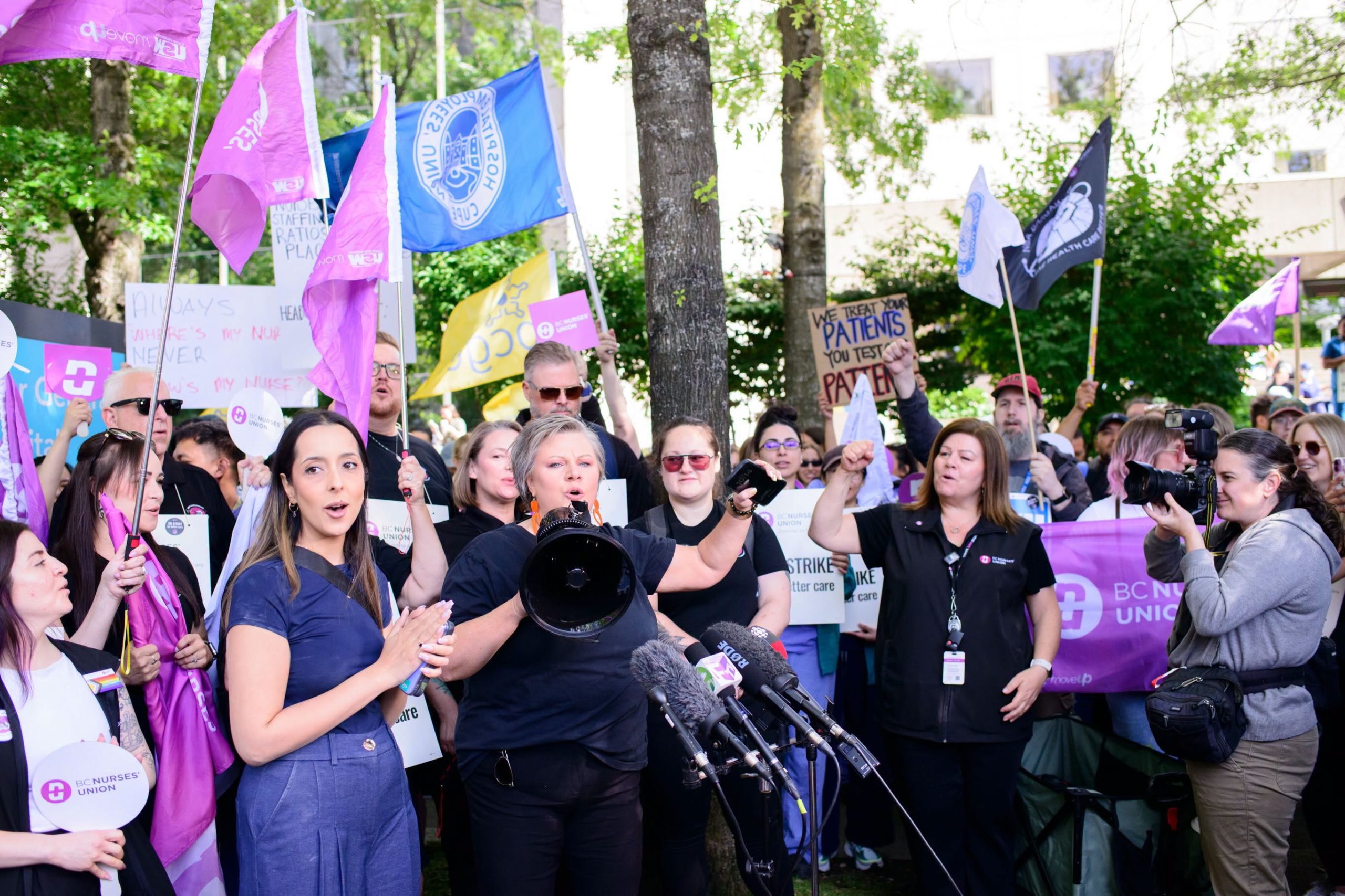 BC nurses suspend picketing at hospitals in ‘good faith’ as negotiations progress