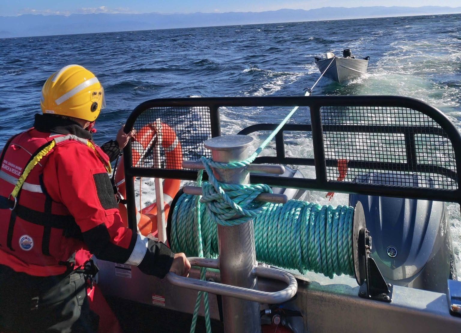 Young recreational fishers rescued after boat engine fails off East Sooke
